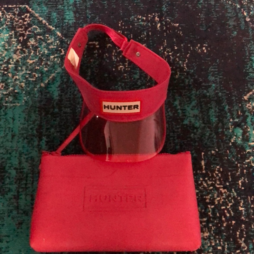 Hunter wristlet & sun visor.